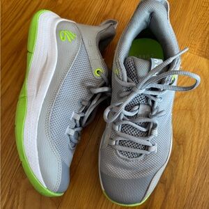 Under Armour Curry Grey with Neon Green Accent Kids Sneakers Basketball Athletic